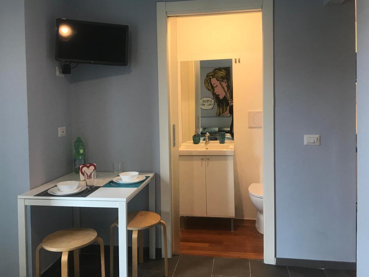 ミラノPied A Terre Sant'Agostinoアパートメント エクステリア 写真