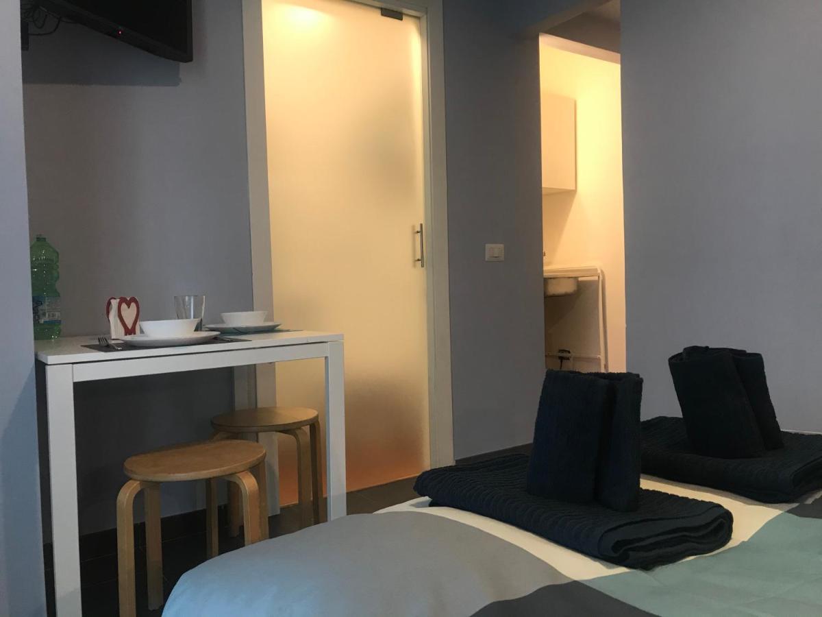 ミラノPied A Terre Sant'Agostinoアパートメント エクステリア 写真